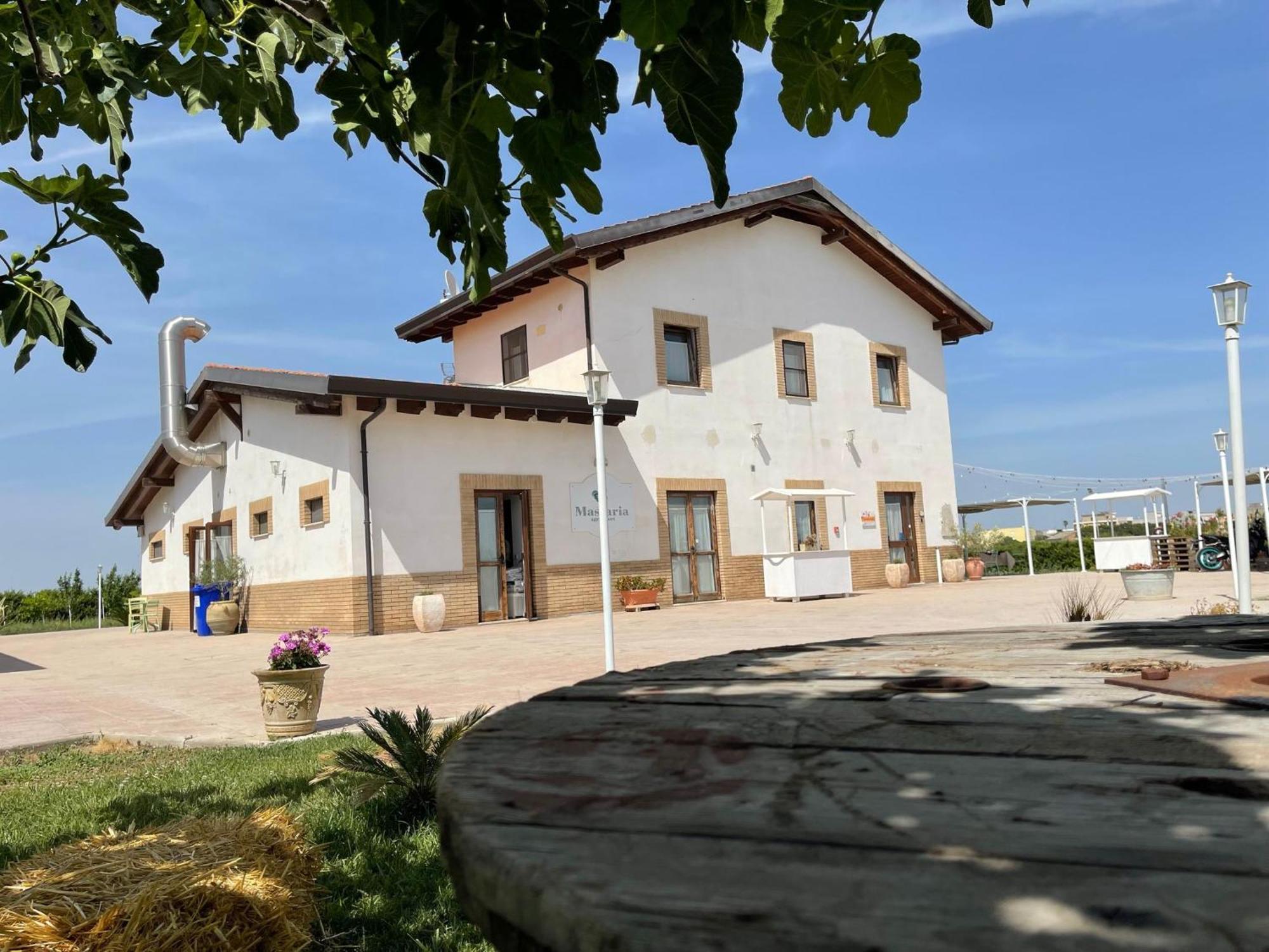 La Massaria Agriresort Orta Nova Eksteriør bilde
